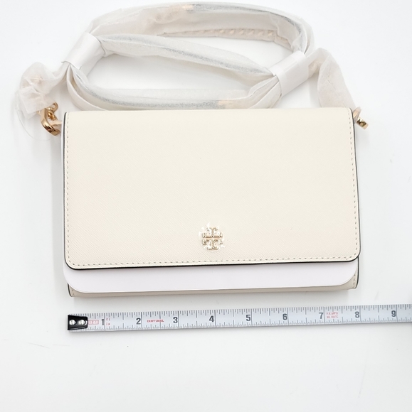 Tory Burch Emerson Chain Wallet - Picture 8 of 11